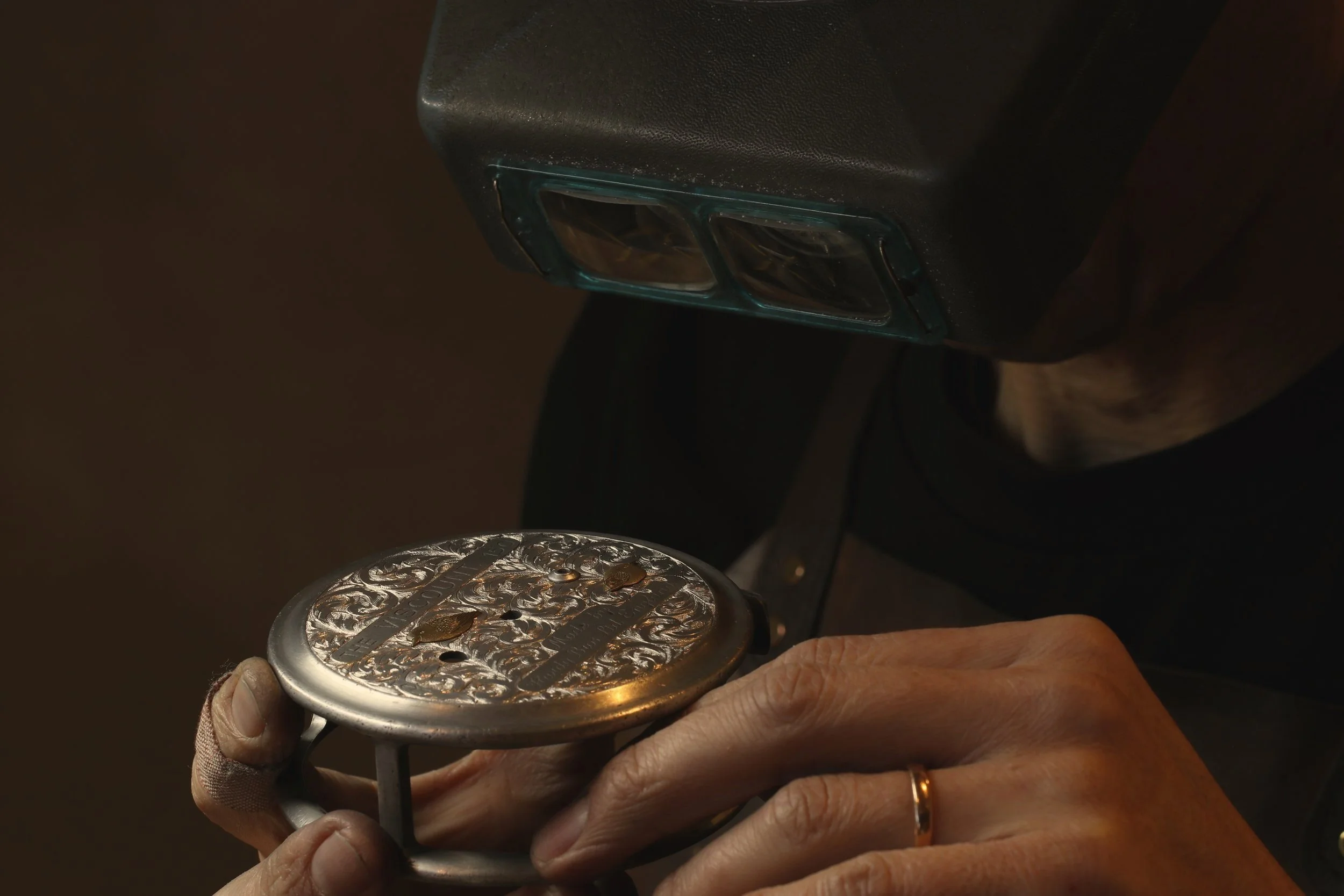 Tiny Reel 彫金 Engraving Custom Fishing reels designed to perform, and built to last.